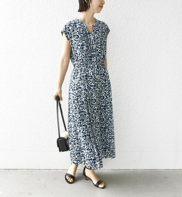 SHIPS for women「【WEB限定】〈洗濯機可能〉ドット 花柄 サイド プリーツ フレンチスリーブ ワンピース」|ワンピース|