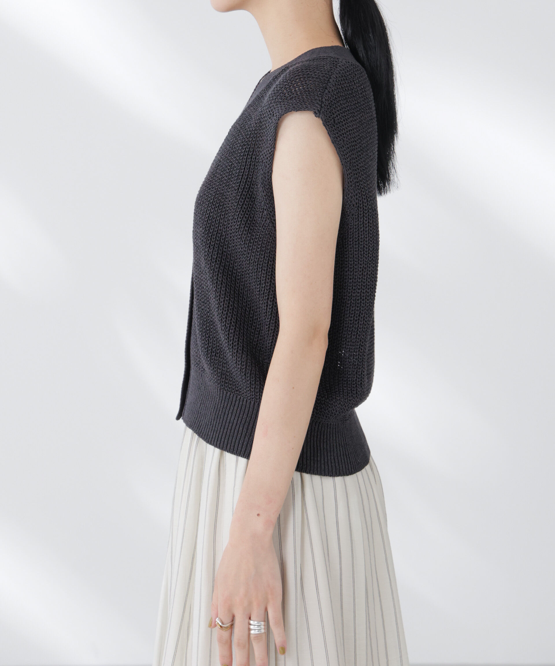 nano･universe「ペーパーヤーン畦ニットベスト」|ニット・セーター|