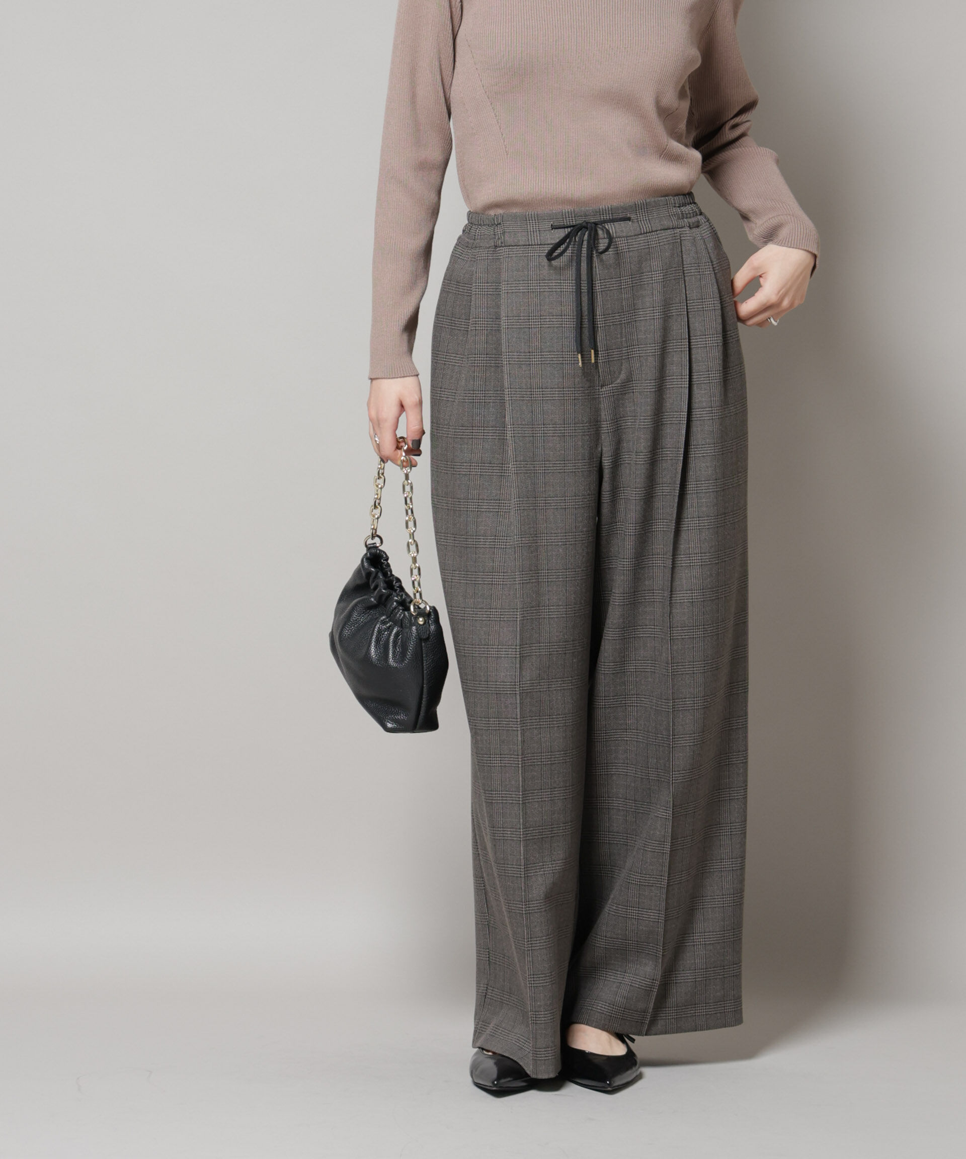 nano･universe「ストレッチサージチェックピンタックイージーワイドパンツ(セットアップ可)」|チノ|