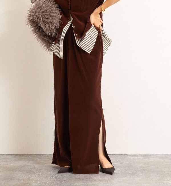 MAQWEL「【MAQWEL/マクウェル】ウォッシャブルベロアロングスカート」|スカート|ブラウン