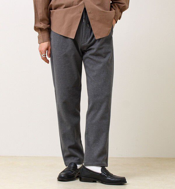 GLOSTER「【毎日穿けるきれい見え】ストレッチカルゼパンツ」|チノ|チャコールグレー
