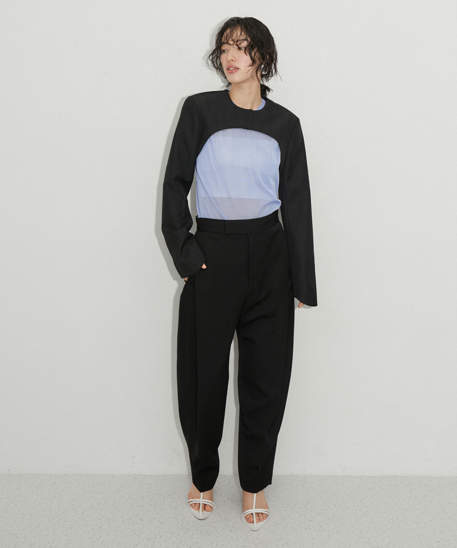 ADAM ET ROPE'「【新色追加】ジャケットボレロ」|ノーカラージャケット|