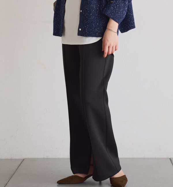  「ピンタックセミフレアーパンツ」|チノ|