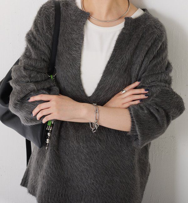  「エアリー深Vニット」|ニット・セーター|