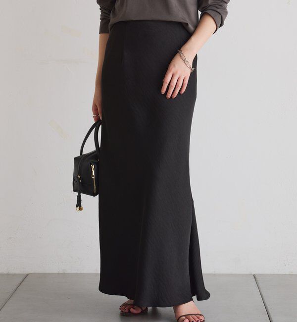  「【IDE監修大きめサイズ/WEB限定リバイバル】サテンマーメイドスカート」|スカート|