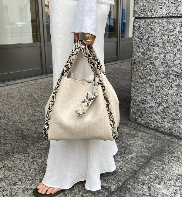  「【ベストセラーアイテム】ミニショルダー付ソフトレザー調ミニバッグ」|トートバッグ|