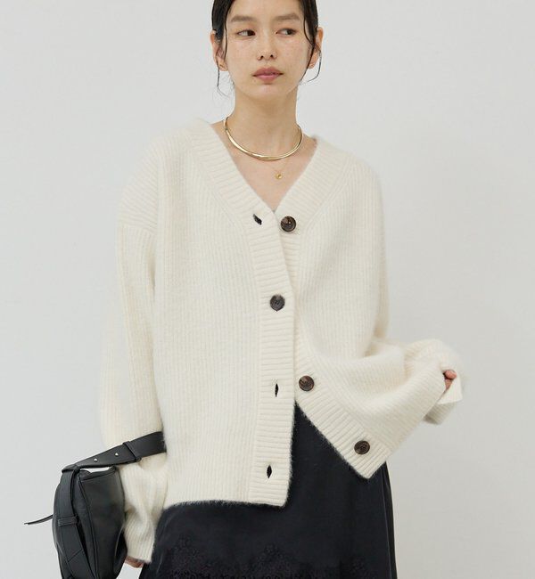  「ファーVネックカーディガン」|ニット・セーター|