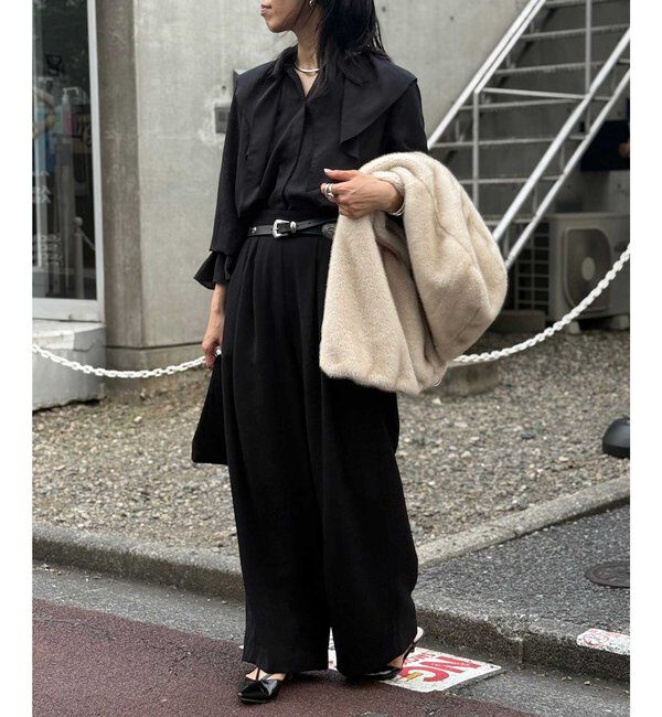  「【CHIHAYAコラボ】スウェードライクタックイージーパンツ」|チノ|