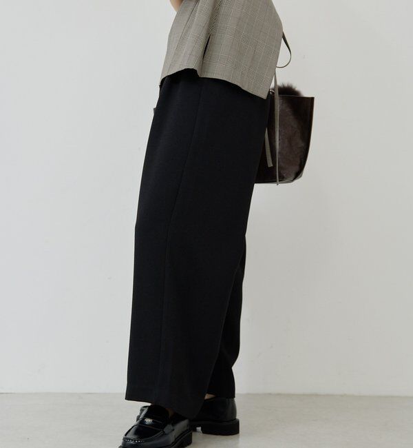  「【CHIHAYAコラボ】スウェードライクタックイージーパンツ」|チノ|