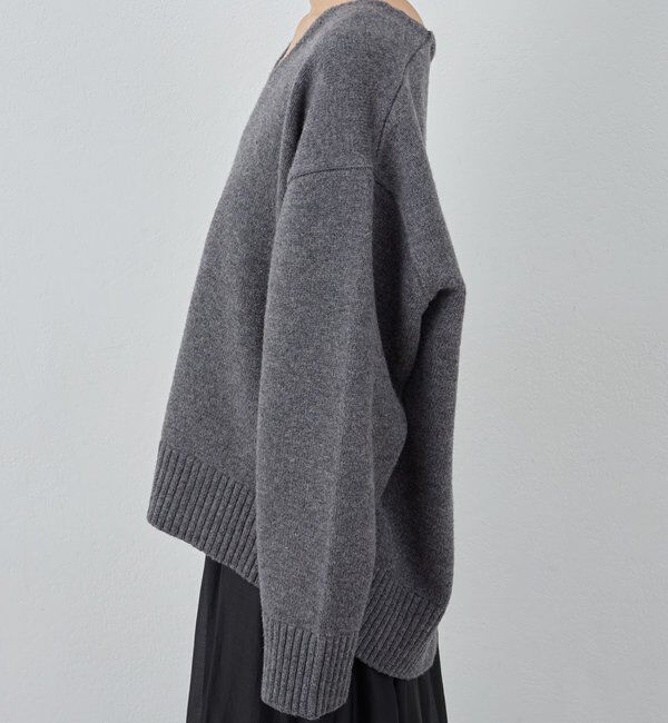  「【冬のお助けニット】メリノウールVニット」|ニット・セーター|