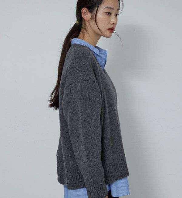  「【冬のお助けニット】メリノウールVニット」|ニット・セーター|