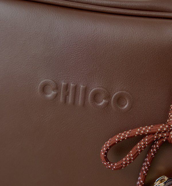  「【2サイズ展開】チャーム付きスクエアボストンバッグ【タブレット端末収納可能】」|ボストンバッグ|