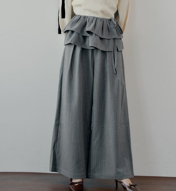  「【SALON by Chico】取り外しフリルルーズスラックスパンツ」|チノ|