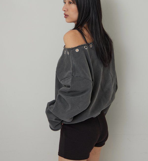  「EYELET OFF-SHOULDER LOGO SWEAT」|Tシャツ・カットソー|