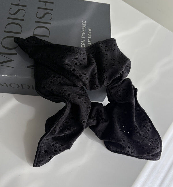  「〈GOLDY/ゴールディ〉アイレットレースシュシュ」|リング|