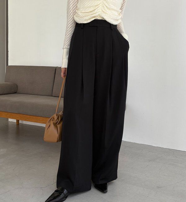  「【選べる4サイズ展開/全骨格細見え】すっきりスラックスワイドパンツ」|チノ|