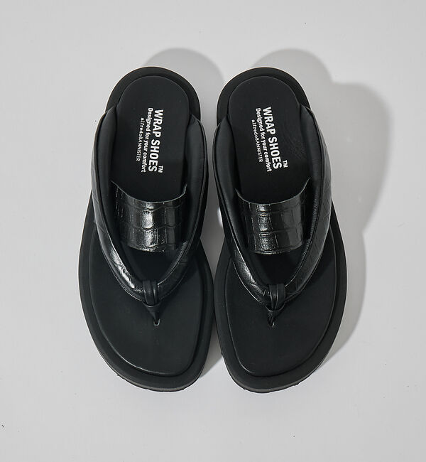 alfredoBANNISTER「＜クロコ型押し＞【WRAP SHOES】ボリュームソール雪駄 トングサンダル」|サンダル|