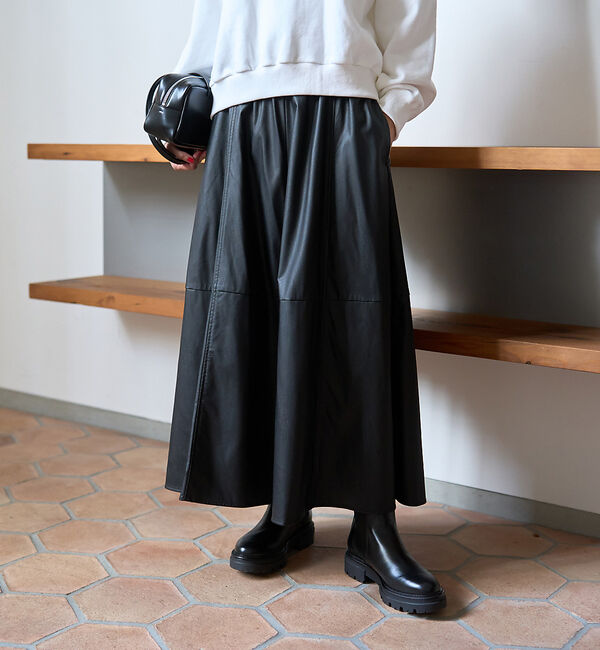 Rouge vif「フェイクレザーフレアスカート」|スカート|ブラック