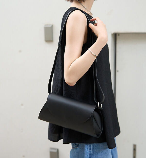 Rouge vif「【AULENTTI/オウレンティ】ワイドロールボディショルダーバッグ」|ショルダー・メッセンジャー|