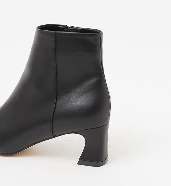 AU BANNISTER「【LAROUTE】スクエアトゥブーツ」|ショートブーツ|