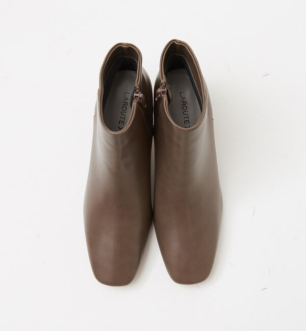 AU BANNISTER「【LAROUTE】スクエアトゥブーツ」|ショートブーツ|