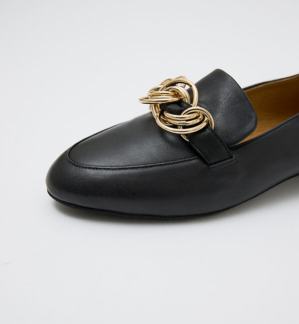 AU BANNISTER「【&ldquo;めめの暮らし&rdquo;さんご紹介】チェーンモチーフローファー」|ローファー|