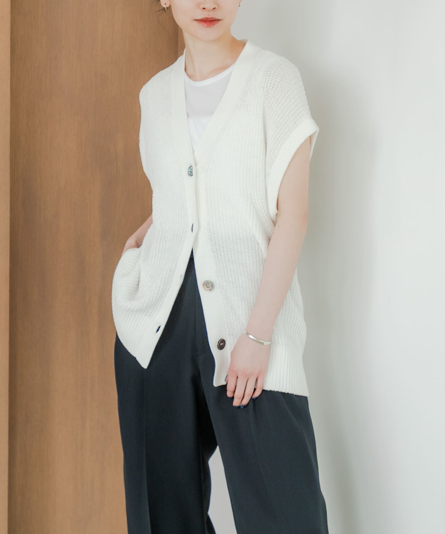 URBAN RESEARCH「ペーパーヤーンチュニックニットベスト」|ベスト・ジレ|