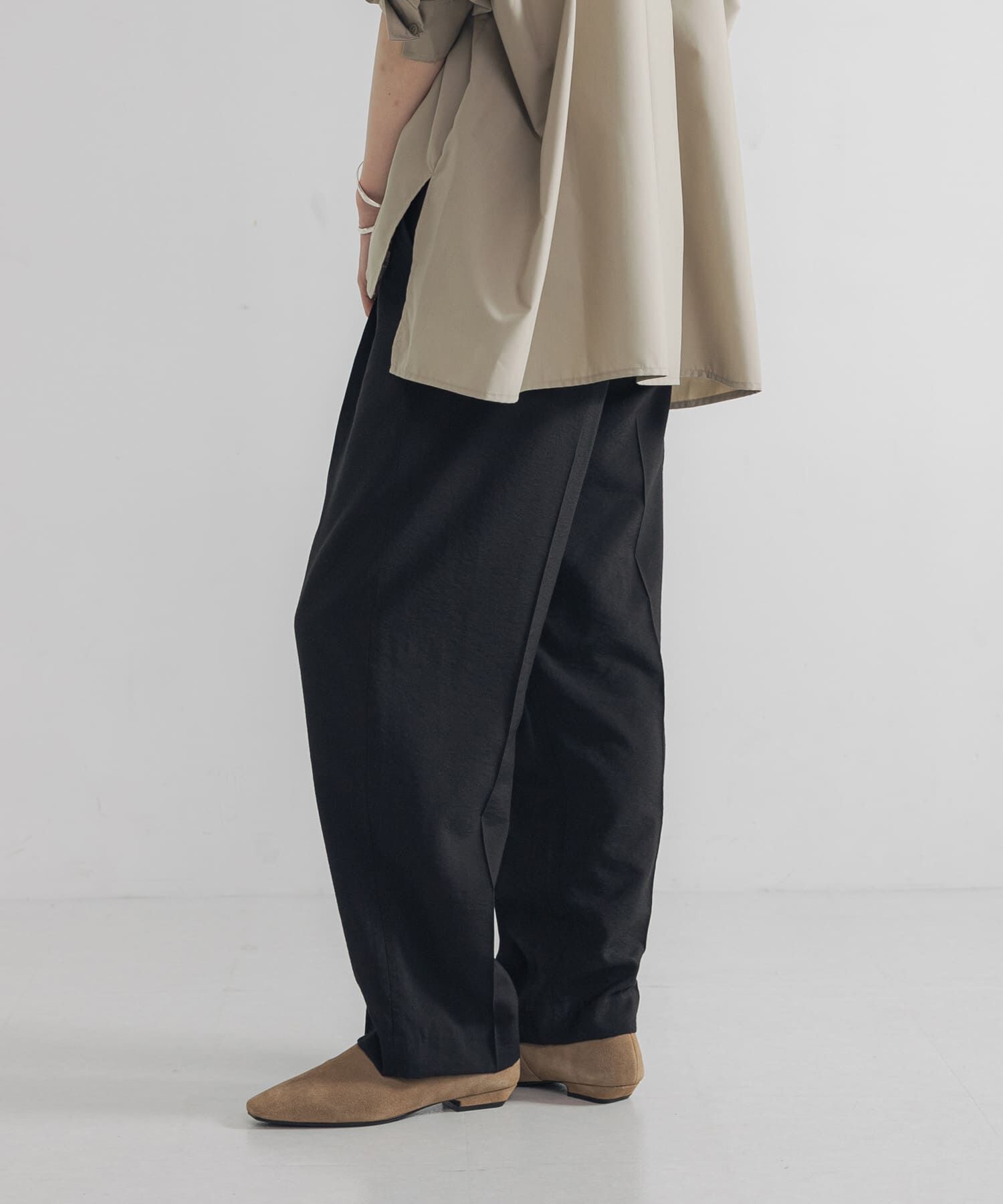 URBAN RESEARCH「『34サイズ/低身長向けも展開』 ポプリンイージーテーパードパンツ」|その他|