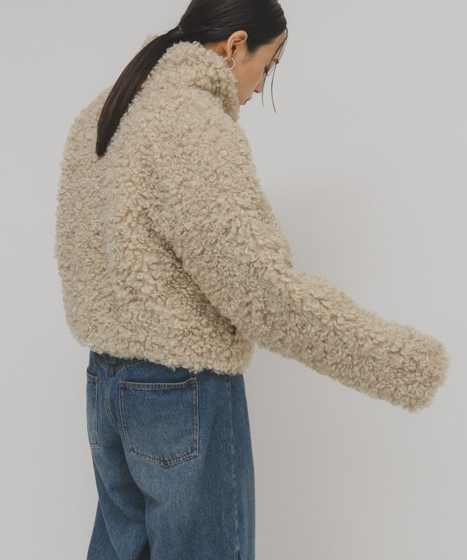  「フォルムボアジャケット」|ノーカラーコート|