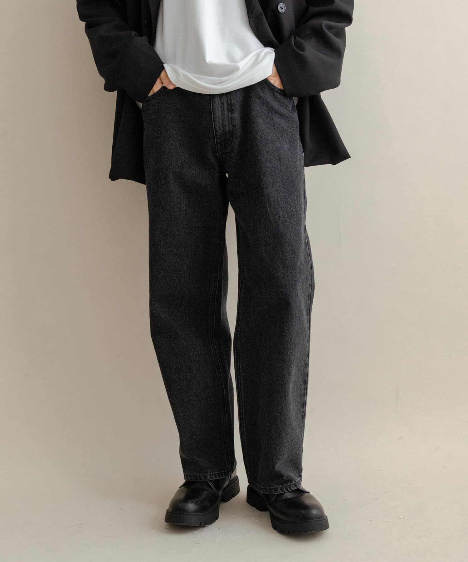 SENSE OF PLACE by URBAN RESEARCH「ストレートデニムパンツ」|デニム|ブラック