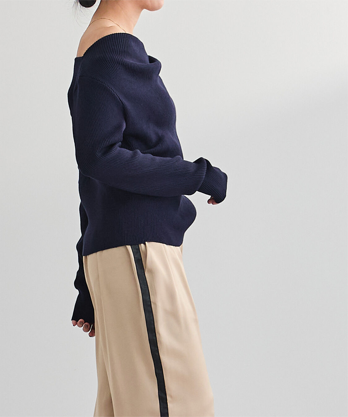 ur's「オフショルダーリブニットトップス」|ニット・セーター|