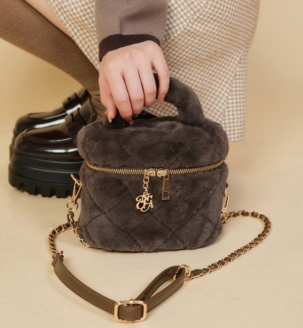  「フェイクファーキルティングバニティバッグ」|ショルダー・メッセンジャー|