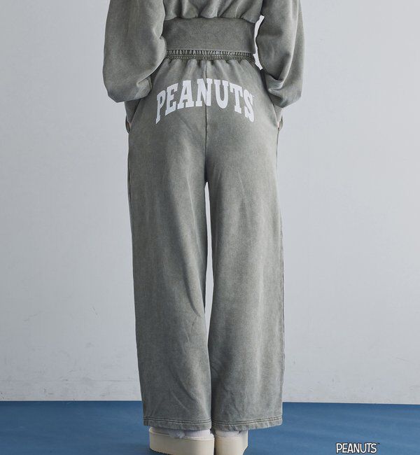  「【PEANUTSコラボ】スヌーピー刺繍入りスウェットパンツ」|その他|カーキ