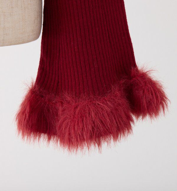  「デコルテカットデザインチャーム付きニット」|ニット・セーター|