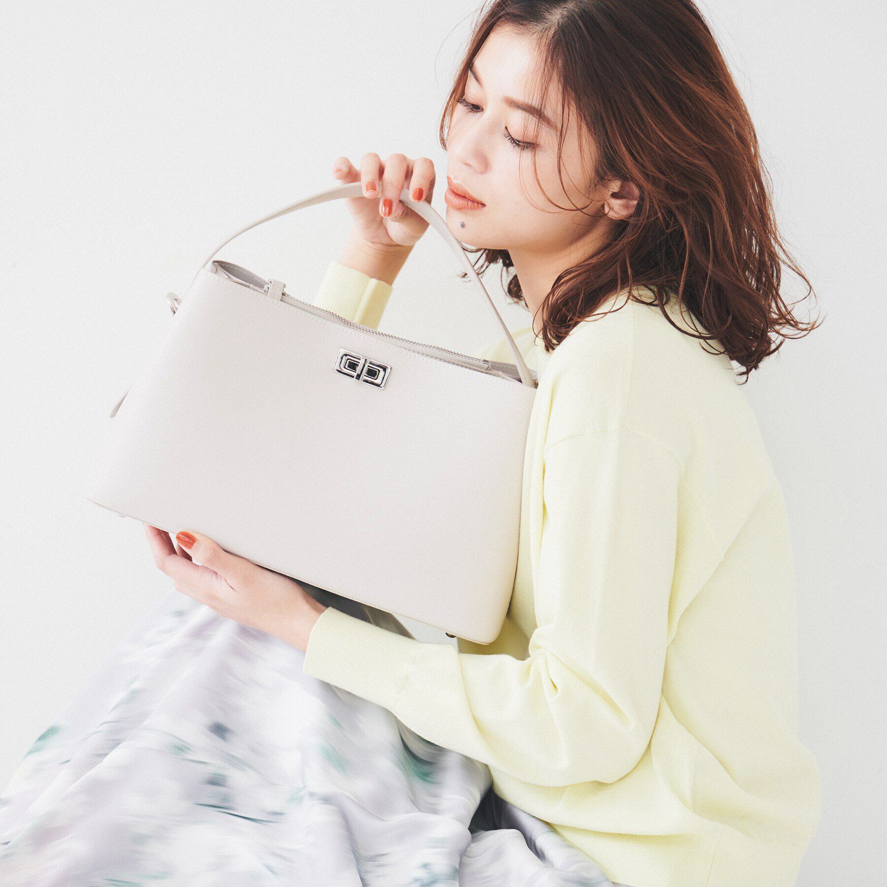 UNTITLED「【セレモニーにもおすすめ】エアリータペーズショルダー」|ショルダー・メッセンジャー|