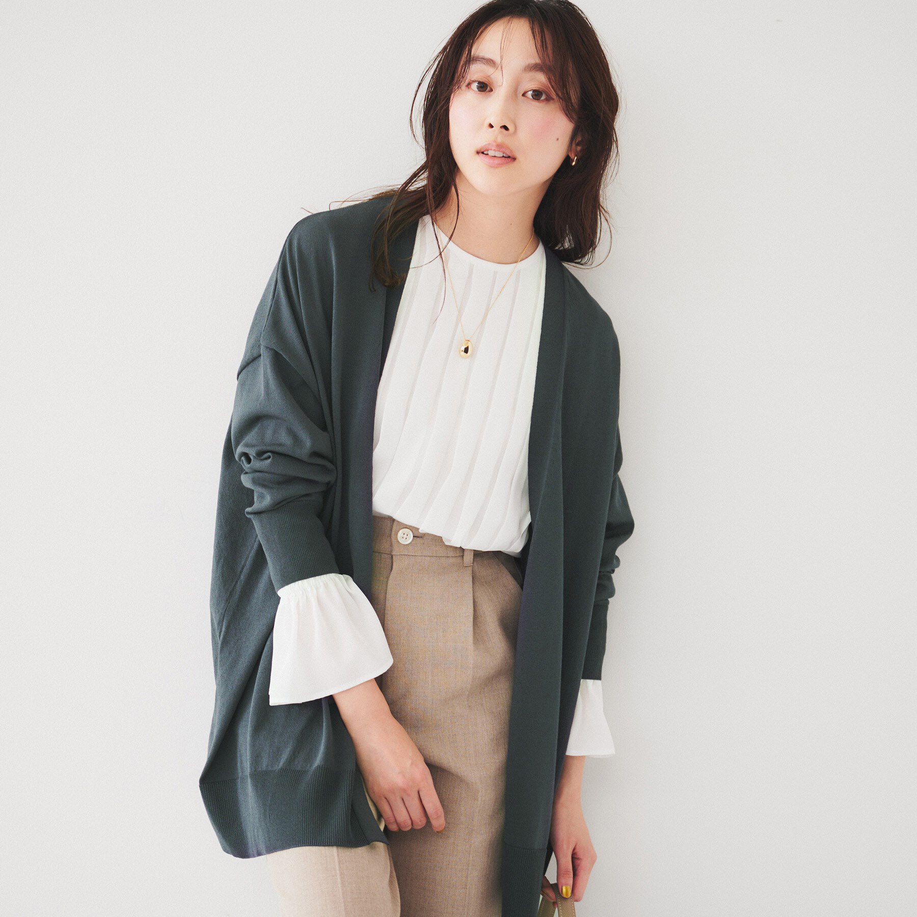 UNTITLED「ボタンレスニットカーディガン」|カーディガン|