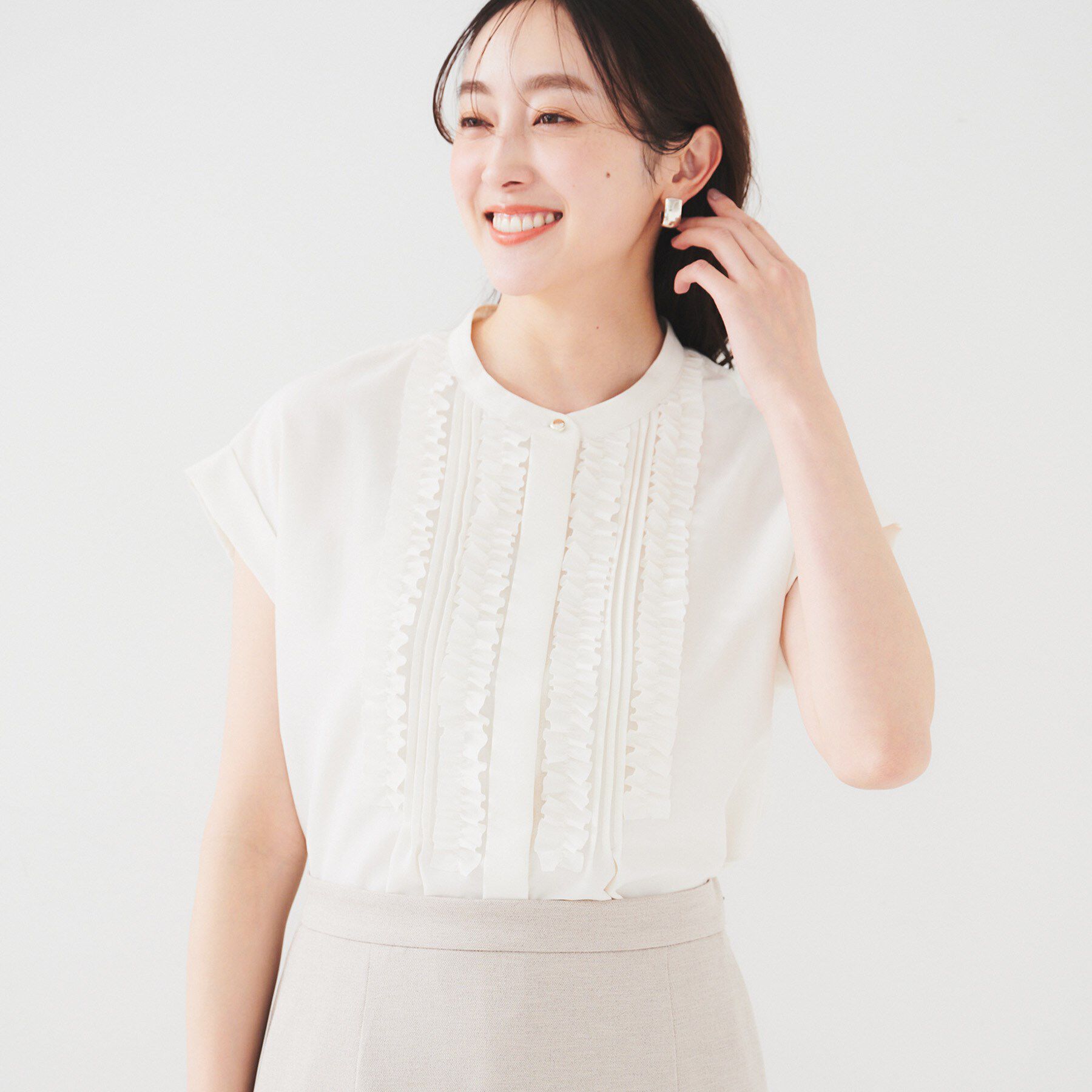 UNTITLED「【吸水速乾/UVケア】フィブリルフリルブラウス」|シャツ・ブラウス|