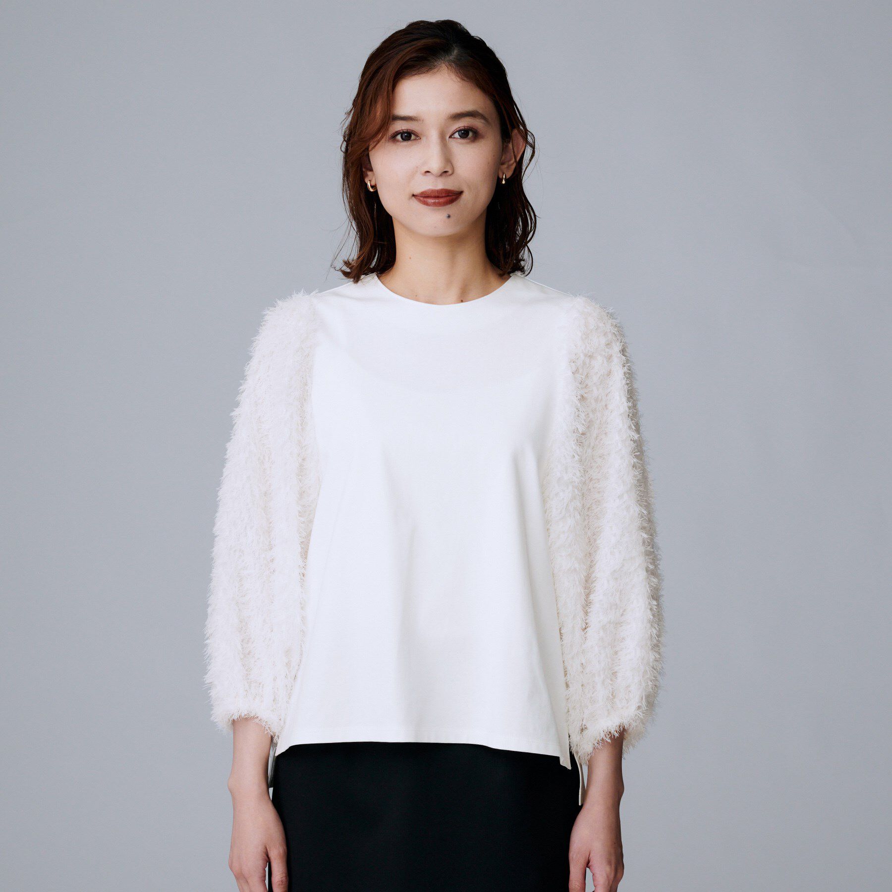 UNTITLED「【丸首/Tシャツ風/短丈】シャギースリーブ ポンチカットソー」|Tシャツ・カットソー|