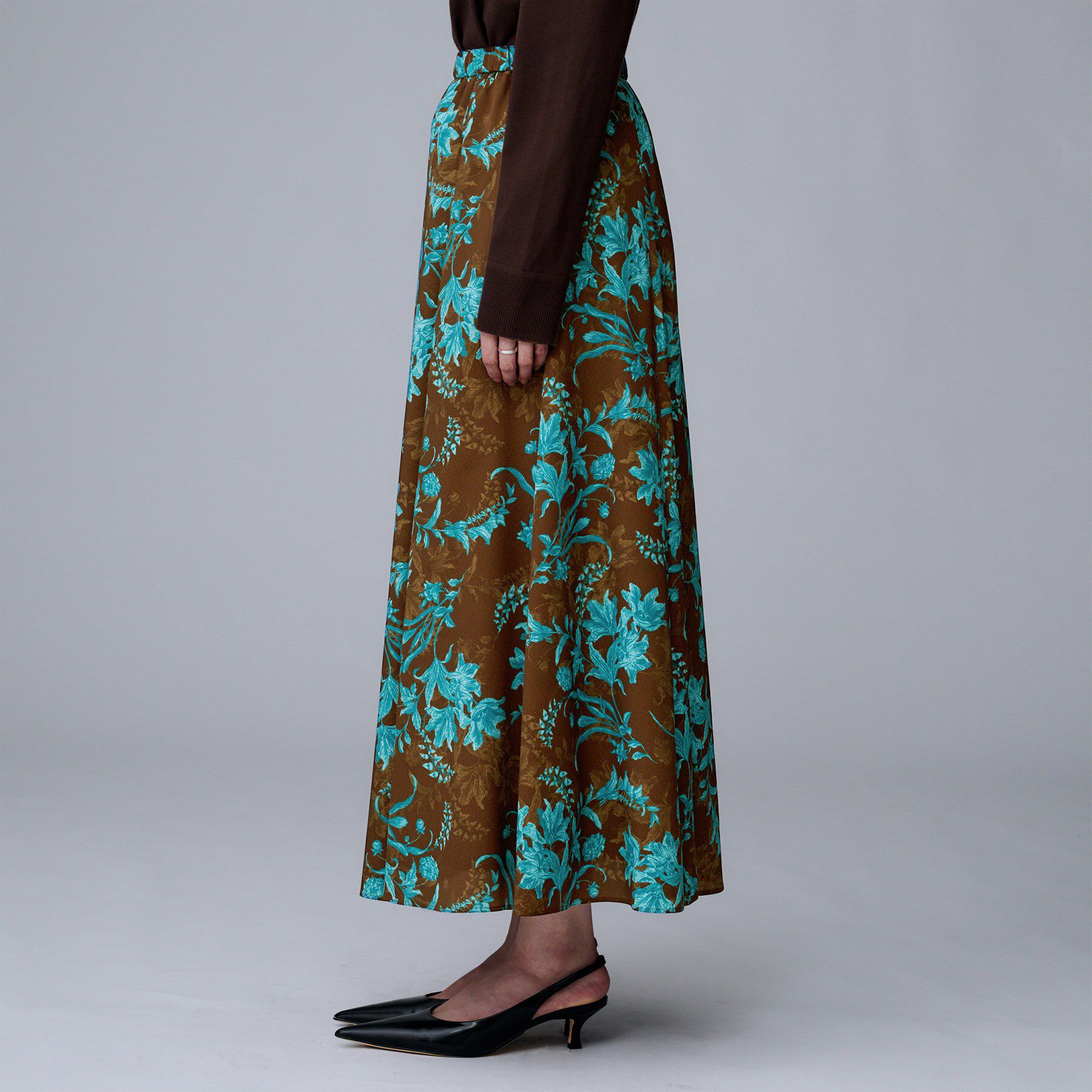 UNTITLED「【セットアップ可/ウエストゴム】オーナメントフラワー スカート」|スカート|