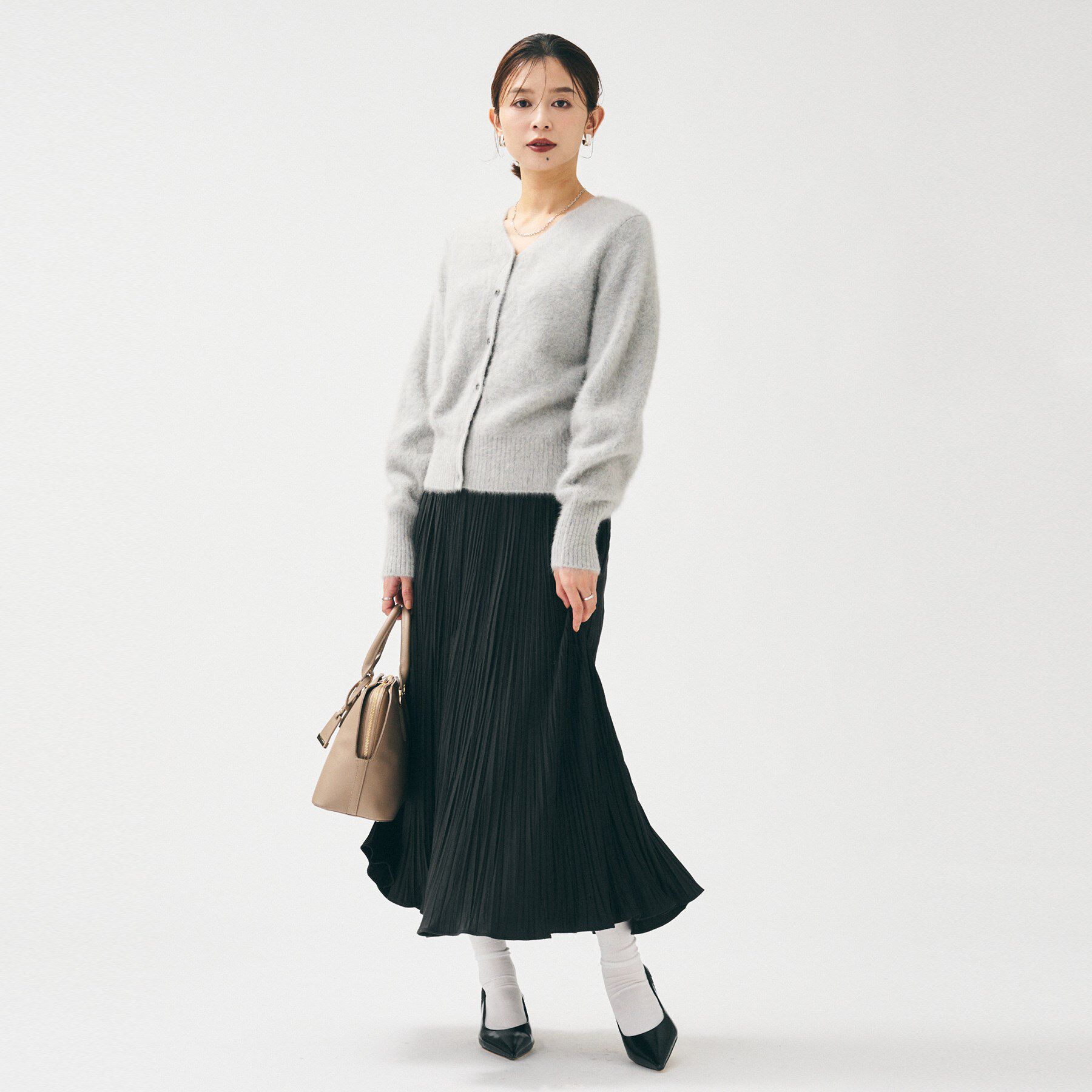 UNTITLED「【ふわふわニット/前後2WAY】フォックスカシミヤカーディガン」|カーディガン|