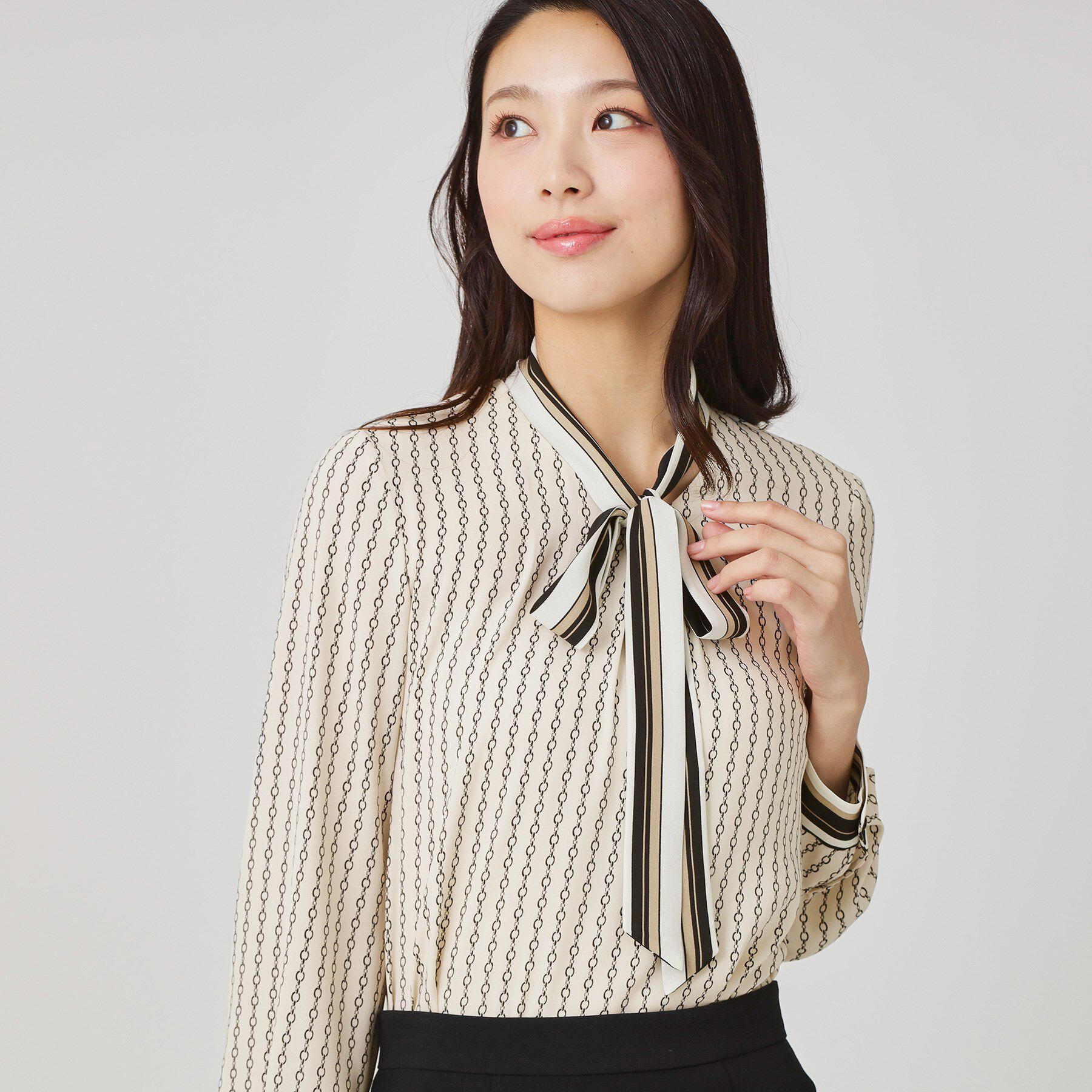 COUP DE CHANCE「【手洗い可／日本製】チェーン柄ブラウス」|シャツ・ブラウス|ベージュ(152)