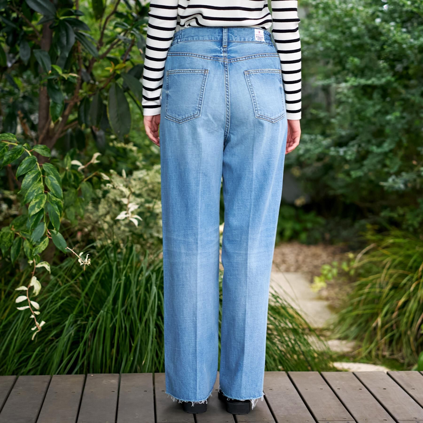 DRESSTERIOR「センタープレスストレートデニム」|デニム|