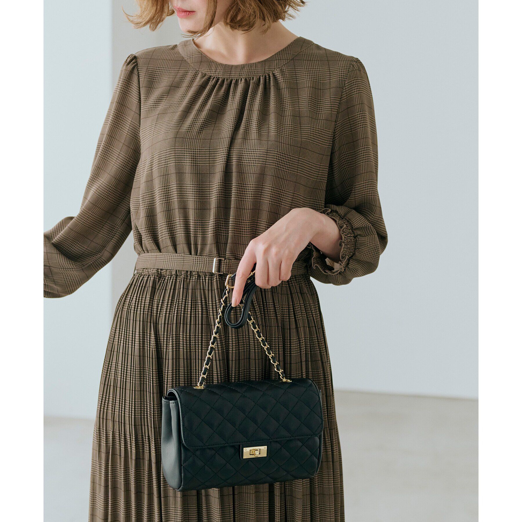 grove「キルトチェーンショルダー」|ショルダー・メッセンジャー|ブラック(019)