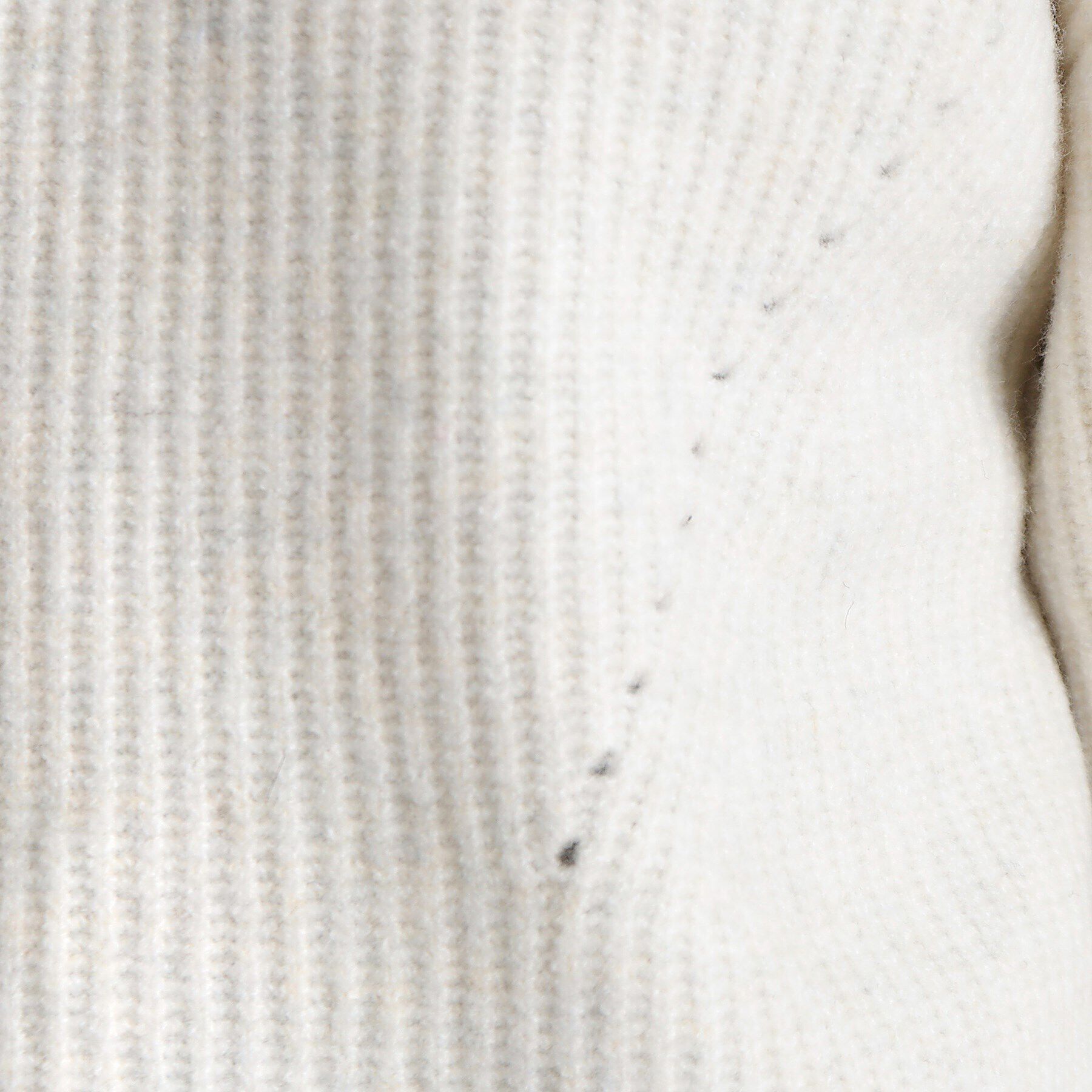 grove「【雑誌掲載】洗えるミルドライクウール混畔ボトルネックニット」|ニット・セーター|