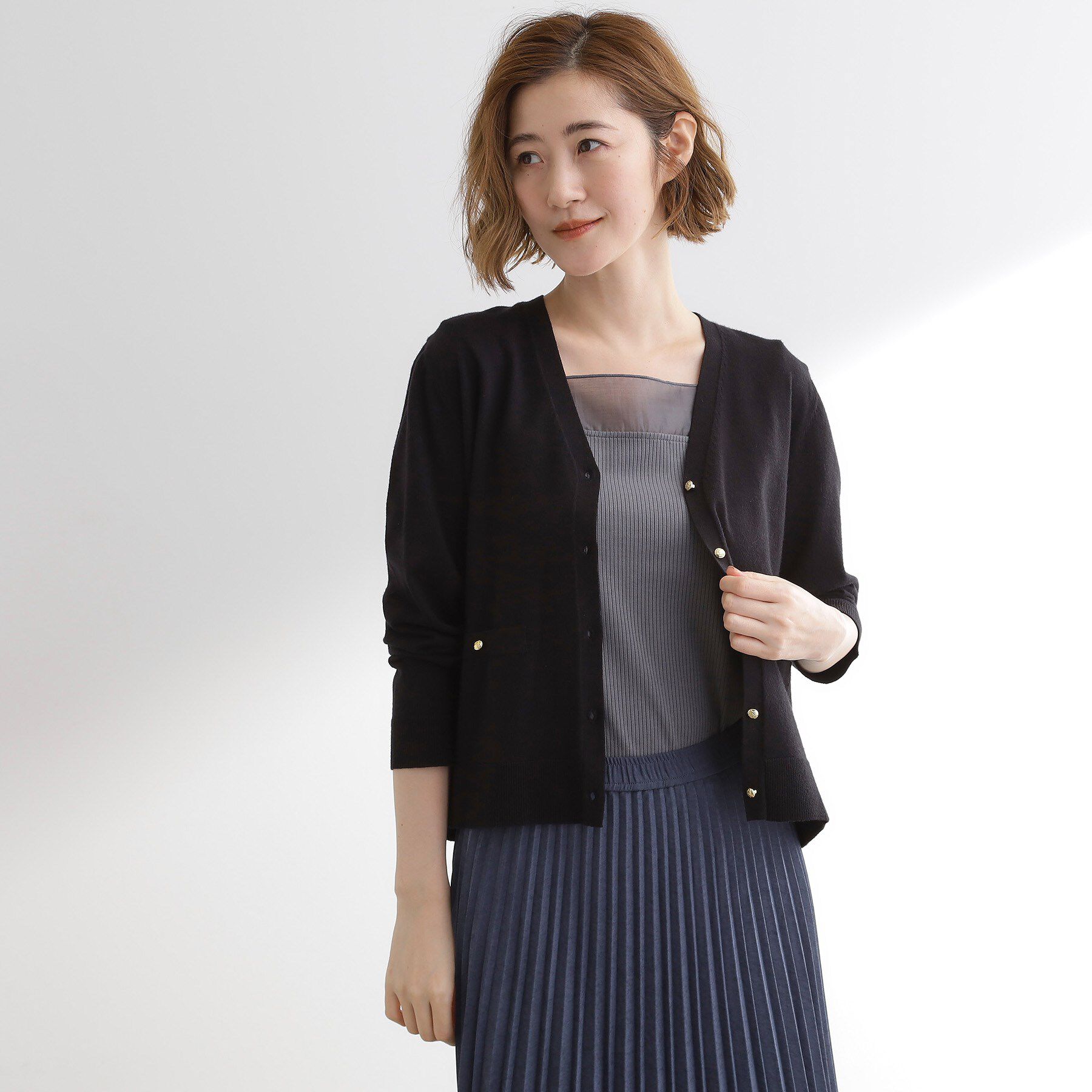 grove「【アンサンブル対応】金ボタンVネックカーディガン」|カーディガン|