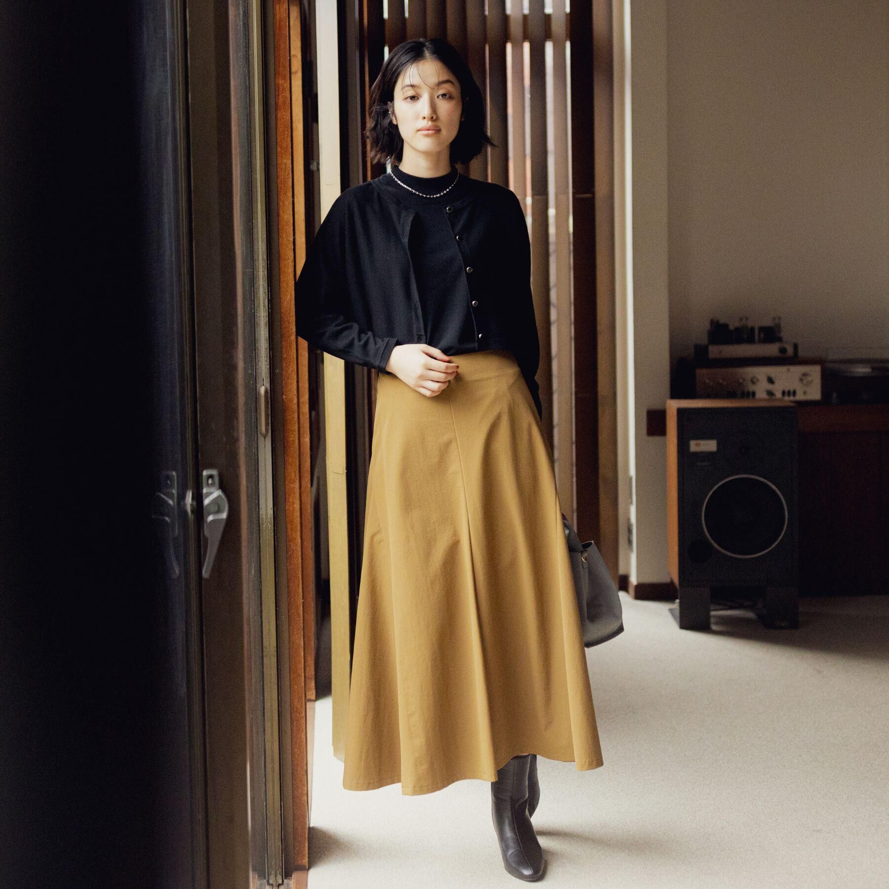 grove「もっちりナイロンストレッチトラペーズスカート」|スカート|