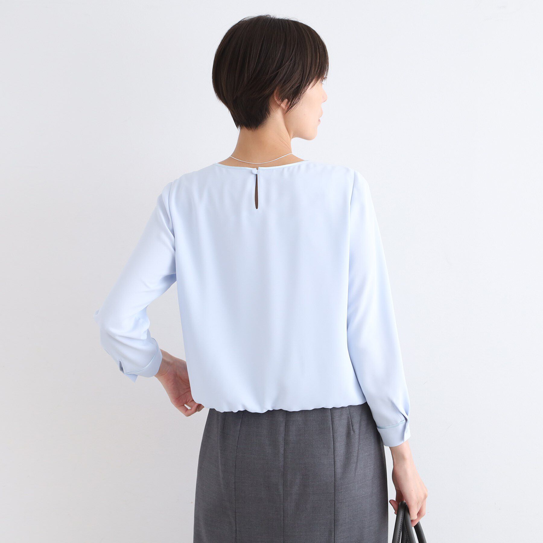 INDIVI「【洗える／UVケア】センタータックショート丈ブラウス」|シャツ・ブラウス|
