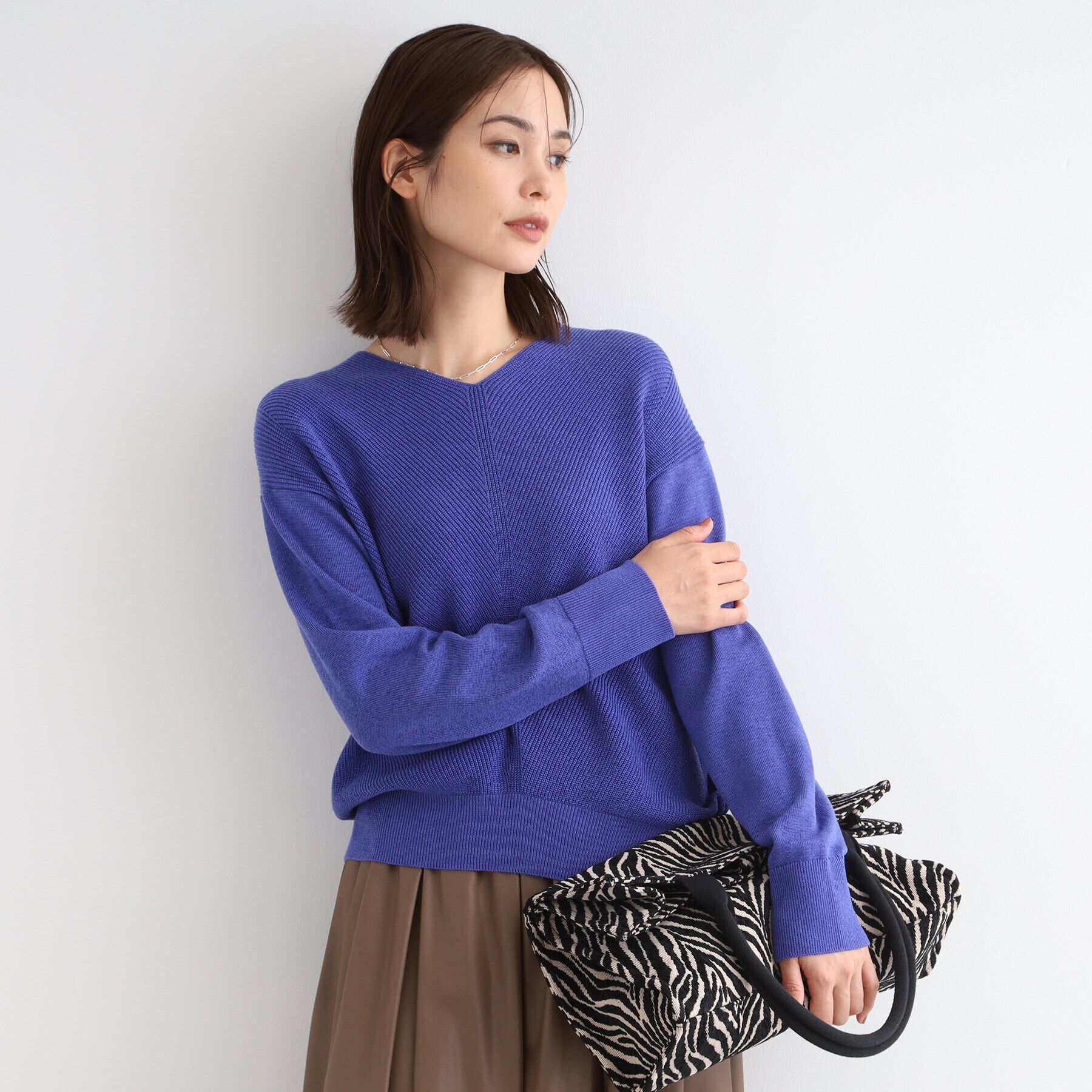 INDIVI「【洗える／日本製／ウール混】Vネックラメニット」|ニット・セーター|ブルー(093)