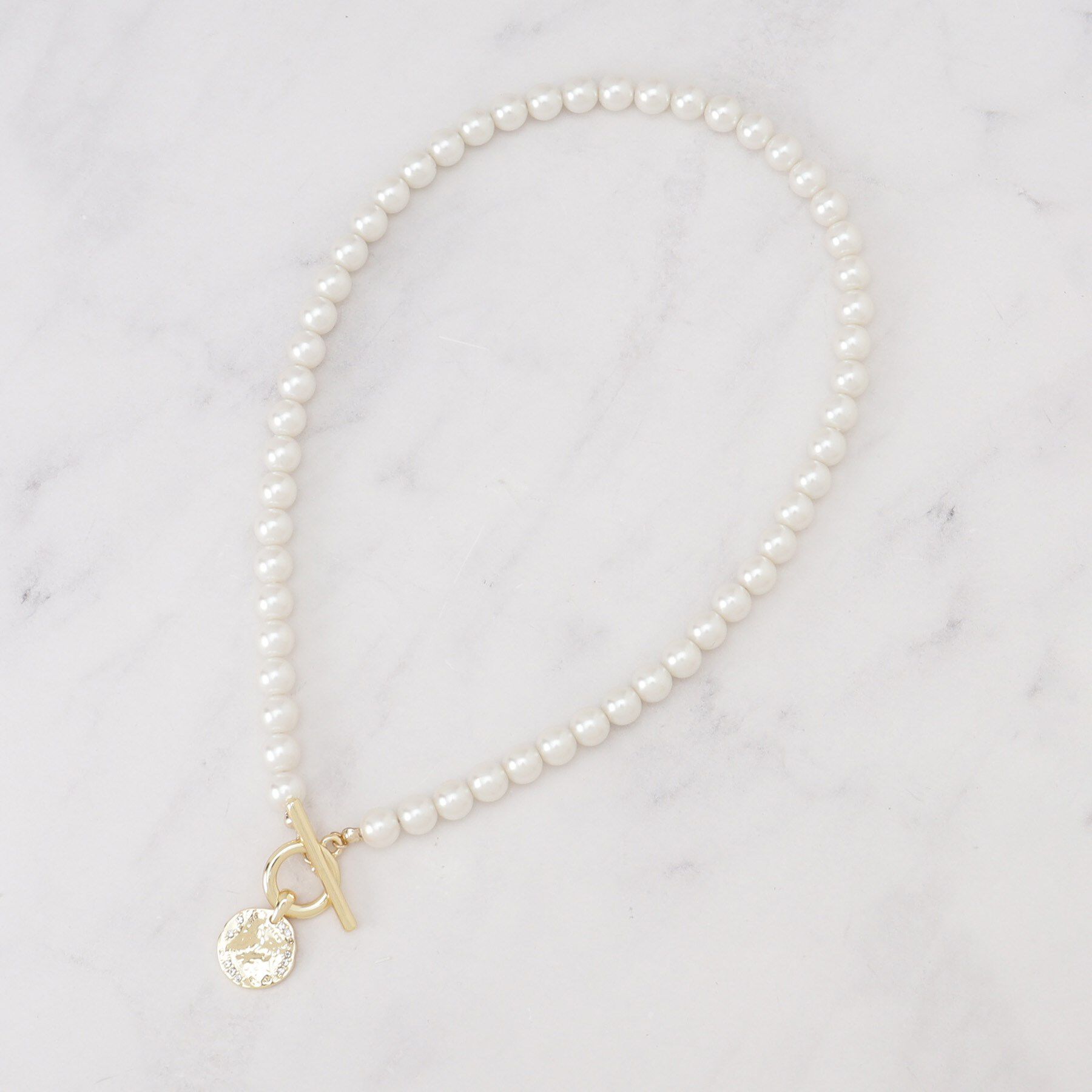 INDIVI「パール調コインショートネックレス」|ネックレス|