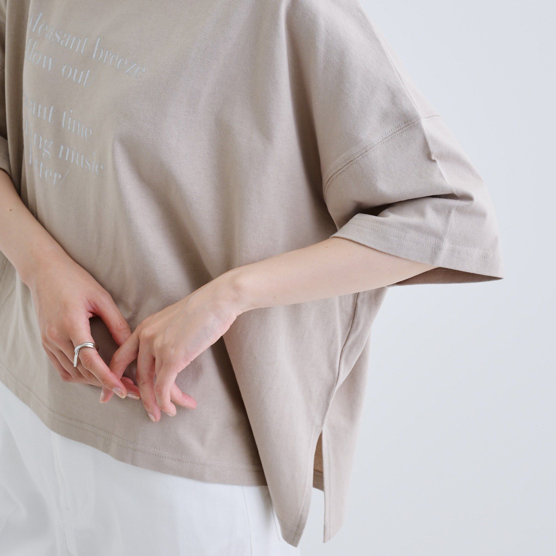 GALLEST「イレギュラーグラフィックTシャツ」|Tシャツ・カットソー|